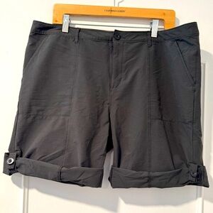 Woolrich Adjustable Length Shorts 20 3/4” or 17” Long - Size 16